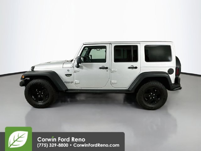 Used 2012 Jeep Wrangler Unlimited Rubicon AWD/4WD image 5
