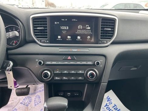 Certified 2021 Kia Sportage LX image 17