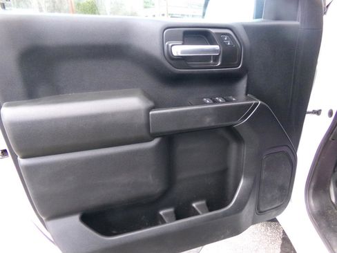 Used 2019 Chevrolet Silverado 1500 W/T w/ Trailering Package AWD/4WD image 11