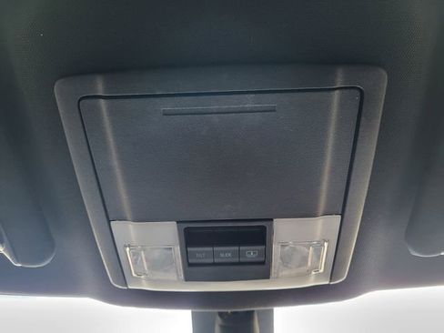 Used 2018 Ford Explorer Platinum AWD/4WD image 20