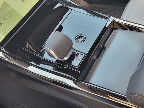 New 2026 Land Rover Range Rover Sport Dynamic SE AWD/4WD image 15