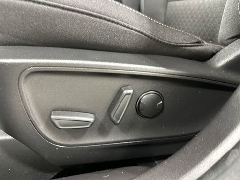 Used 2023 Ford Escape Active w/ Tech Pack #1 FWD image 16