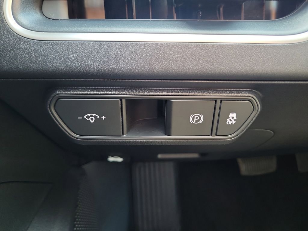New 2026 Kia K4 FWD image 23