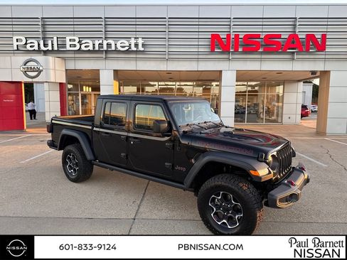 Used 2023 Jeep Gladiator Rubicon w/ Trailer Tow Package image 7