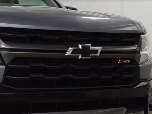 Used 2021 Chevrolet Colorado Z71 w/ Safety Package AWD/4WD image 11