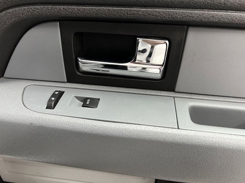 Used 2012 Ford F150 XLT w/ XLT Chrome Pkg image 47