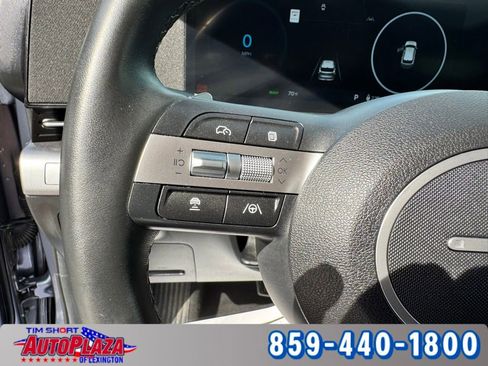 Used 2024 Hyundai Kona SEL FWD image 25