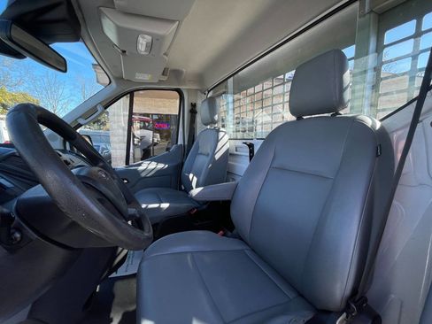 Used 2018 Ford Transit 250 138 image 9