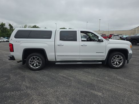 Used 2015 GMC Sierra 1500 SLT w/ SLT Crew Cab Value Package AWD/4WD image 3