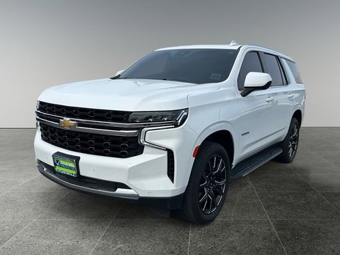 Used 2024 Chevrolet Tahoe LS AWD/4WD image 4