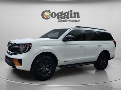 New 2026 Ford Expedition Tremor image 1