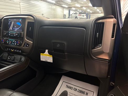 Used 2017 GMC Sierra 1500 Denali w/ Denali Ultimate Package image 31