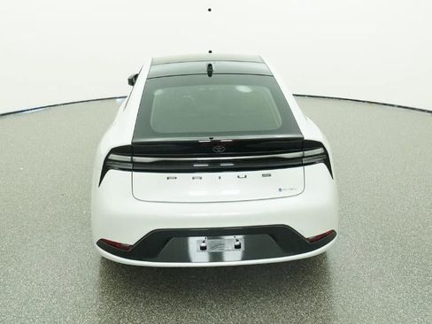 New 2026 Toyota Prius Plug-In Hybrid image 7