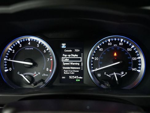 Used 2017 Toyota Highlander Limited FWD image 15