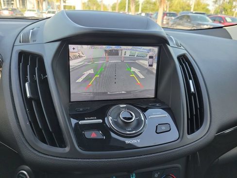 Used 2019 Ford Escape Titanium AWD/4WD image 34