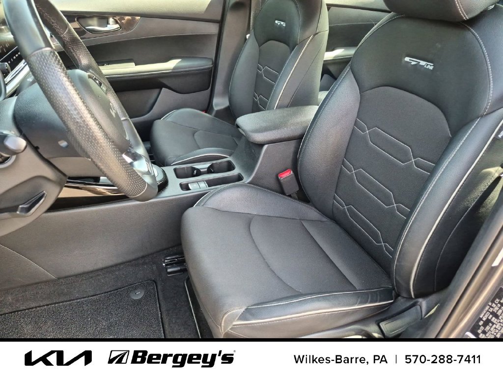 Certified 2024 Kia Forte GT-Line FWD image 12