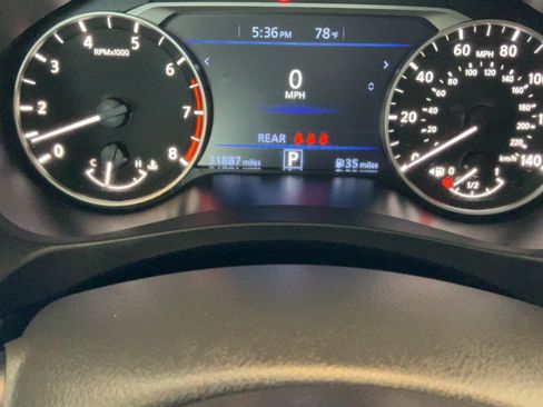 Used 2025 Nissan Altima 2.5 SV FWD image 10