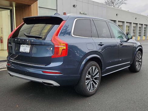 Used 2021 Volvo XC90 T5 Momentum w/ Climate Package image 6