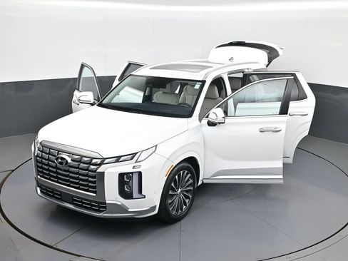 Used 2023 Hyundai Palisade Calligraphy FWD image 31