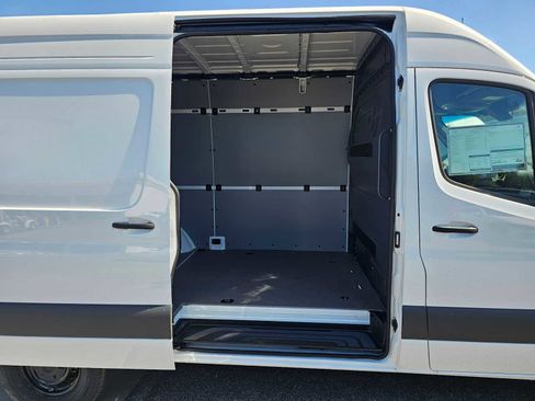 New 2026 Mercedes-Benz Sprinter 2500 image 12