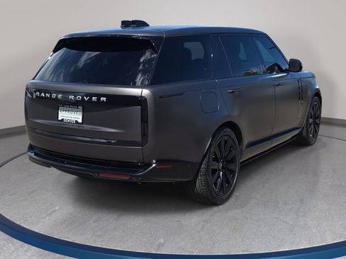 Certified 2025 Land Rover Range Rover Long Wheelbase Autobiography image 6