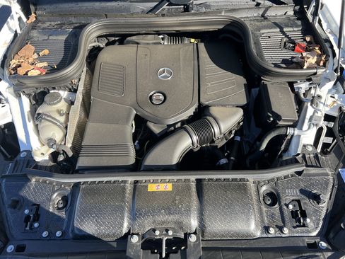 Used 2025 Mercedes-Benz GLE 350 4MATIC image 36