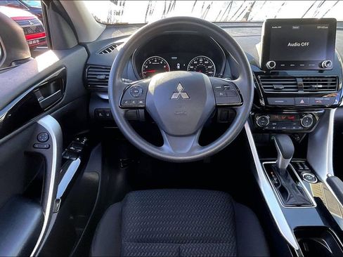 Used 2024 Mitsubishi Eclipse Cross LE image 8