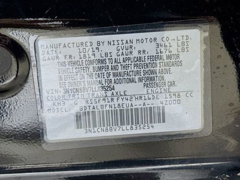 Used 2020 Nissan Versa S image 29