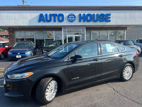 Used 2014 Ford Fusion SE FWD image 7