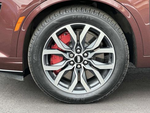 Certified 2023 Cadillac XT6 Sport AWD/4WD image 8
