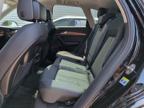Used 2021 Audi Q5 2.0T Premium Plus w/ Premium Plus Package AWD/4WD image 21