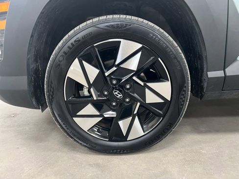 Used 2025 Hyundai Kona SEL image 29