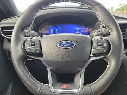 Used 2023 Ford Explorer ST w/ Equipment Group 401A AWD/4WD image 17