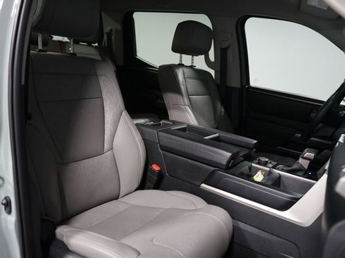 Used 2024 Toyota Tundra SR5 image 29