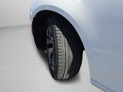 Used 2023 Chrysler 300 S w/ Comfort Group RWD image 40