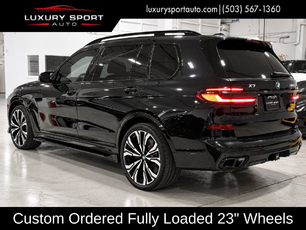 Used 2024 BMW X7 M60i w/ Executive Package AWD/4WD image 3