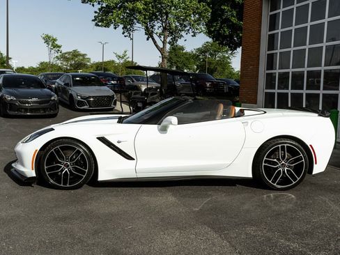 Used 2018 Chevrolet Corvette Stingray Convertible RWD image 37