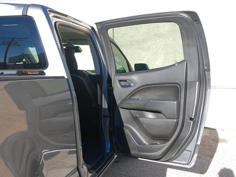 Used 2022 Chevrolet Colorado LT w/ Safety Package image 29