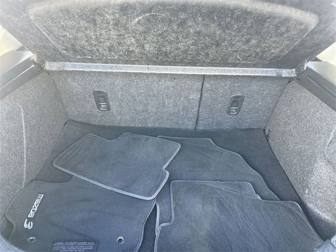 Used 2013 MAZDA MAZDA3 i Grand Touring image 23