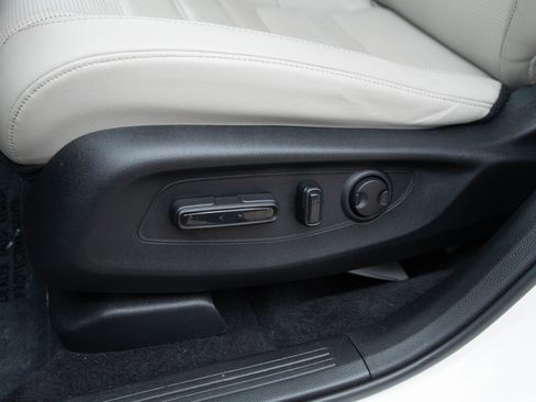 Used 2024 Honda CR-V EX-L image 22