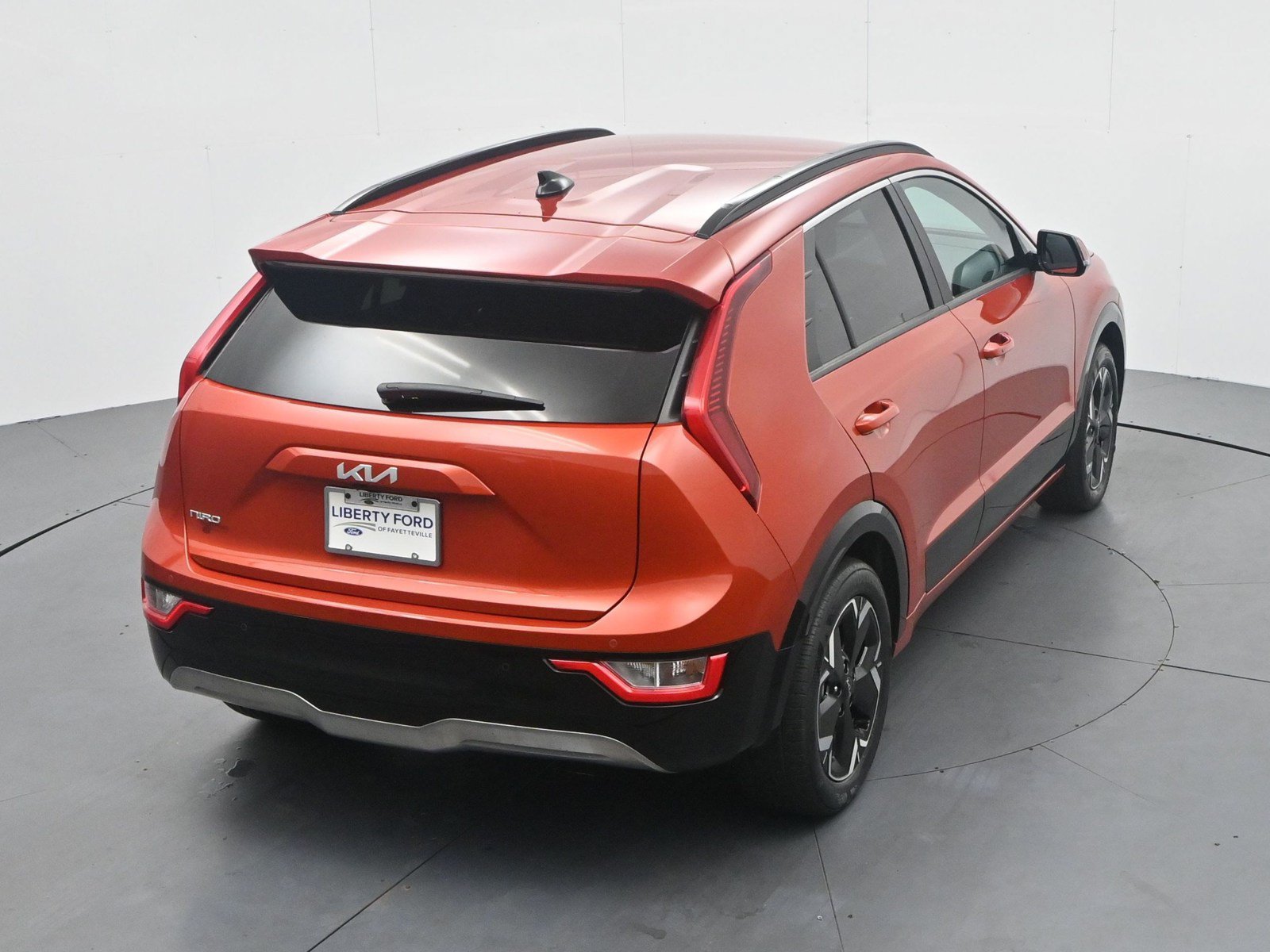 Used 2023 Kia Niro Wind FWD image 36