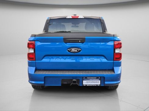 New 2025 Ford Maverick Lobo image 18