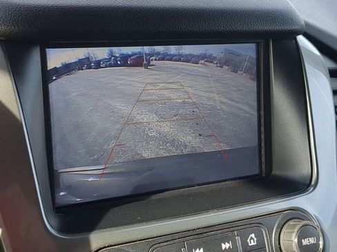 Used 2018 Chevrolet Tahoe LS w/ Enhanced Driver Alert Package image 12