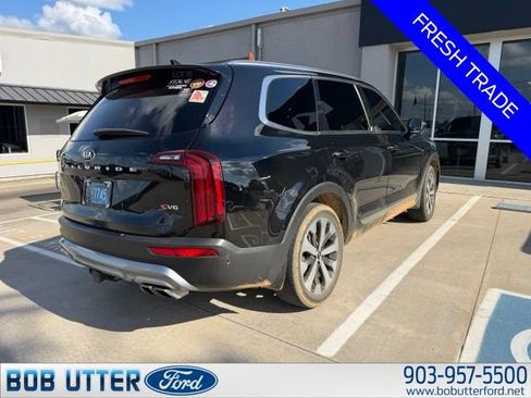 Used 2021 Kia Telluride S FWD image 3