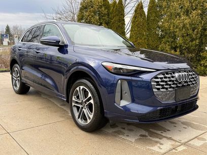 Used 2025 Audi Q5 Premium w/ Convenience Package
