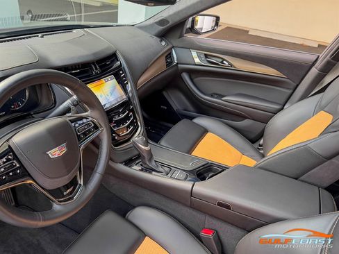 Used 2019 Cadillac CTS V w/ Luxury Package image 15