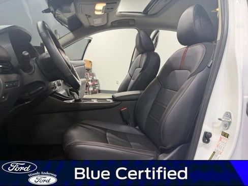 Used 2025 Nissan Sentra SR w/ SR Premium Package FWD image 20