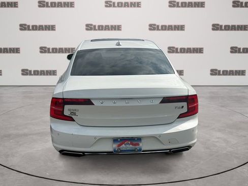 Used 2018 Volvo S90 T6 Momentum w/ Convenience Package image 4