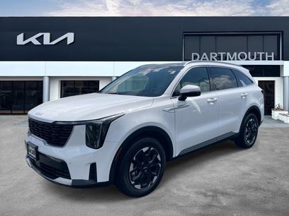 Used 2025 Kia Sorento S w/ Panoramic Sunroof Package