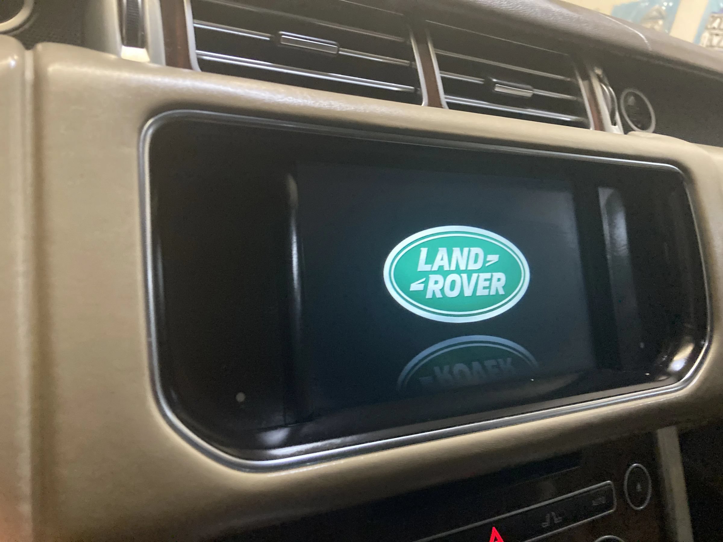 Used 2016 Land Rover Range Rover HSE AWD/4WD image 23